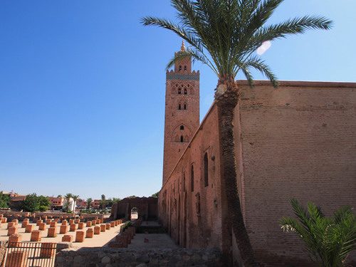 Masjid dibina dari Batu Merah Marakkech Masjid dibina dari batu merah Marakkech | Morocco: 8 Lokasi Paling Menarik yang Penuh Keajaiban