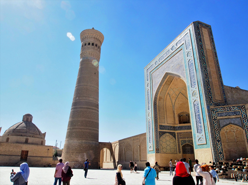 menara kalon Menara Kalon | Warisan tinggalan Islam di Uzbekistan yang memukau : Kembali ke 13 Abad yang lalu